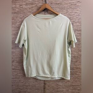 Lululemon Back In Action Short Sleeve Shirt Light Green Pima Cotton XL 48” Chest